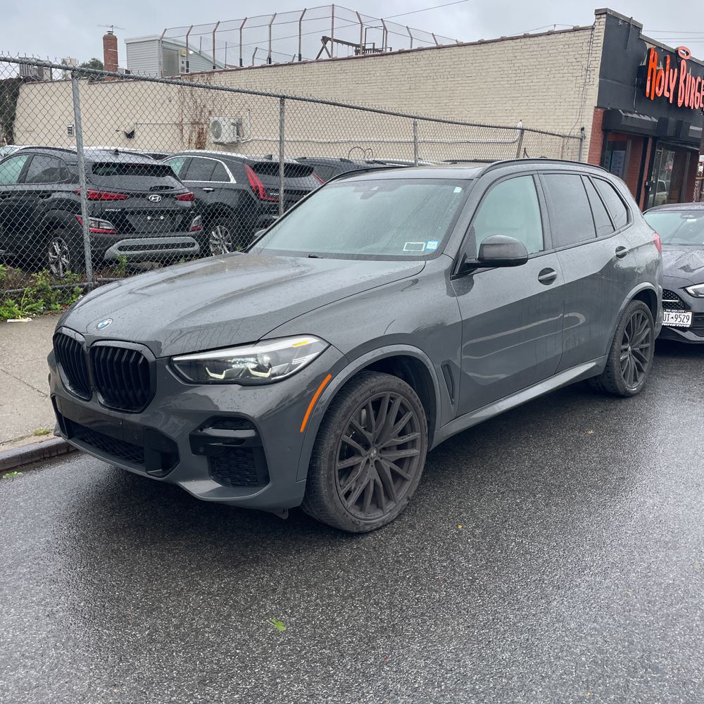 2023 BMW X5 M50i