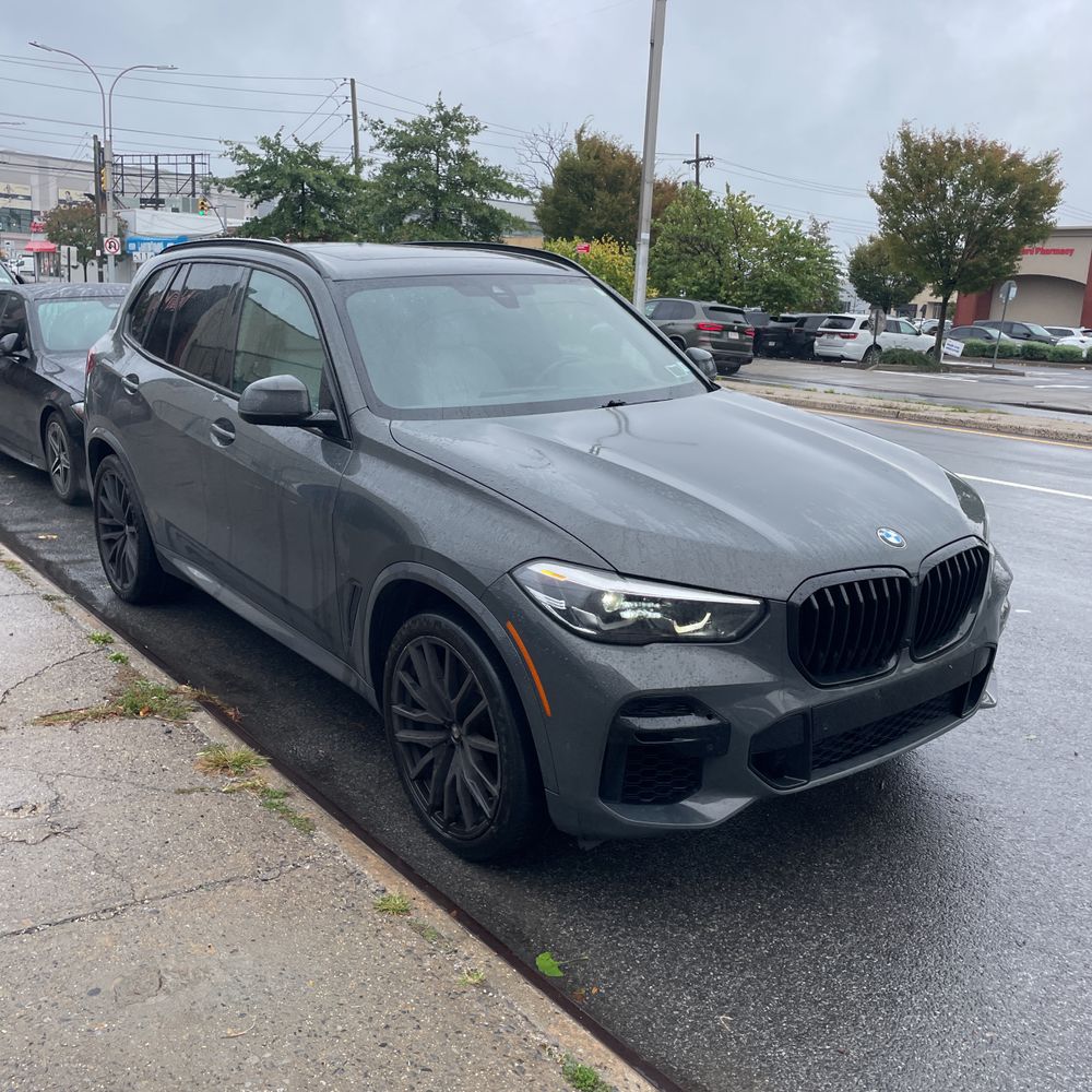2023 BMW X5 M50i