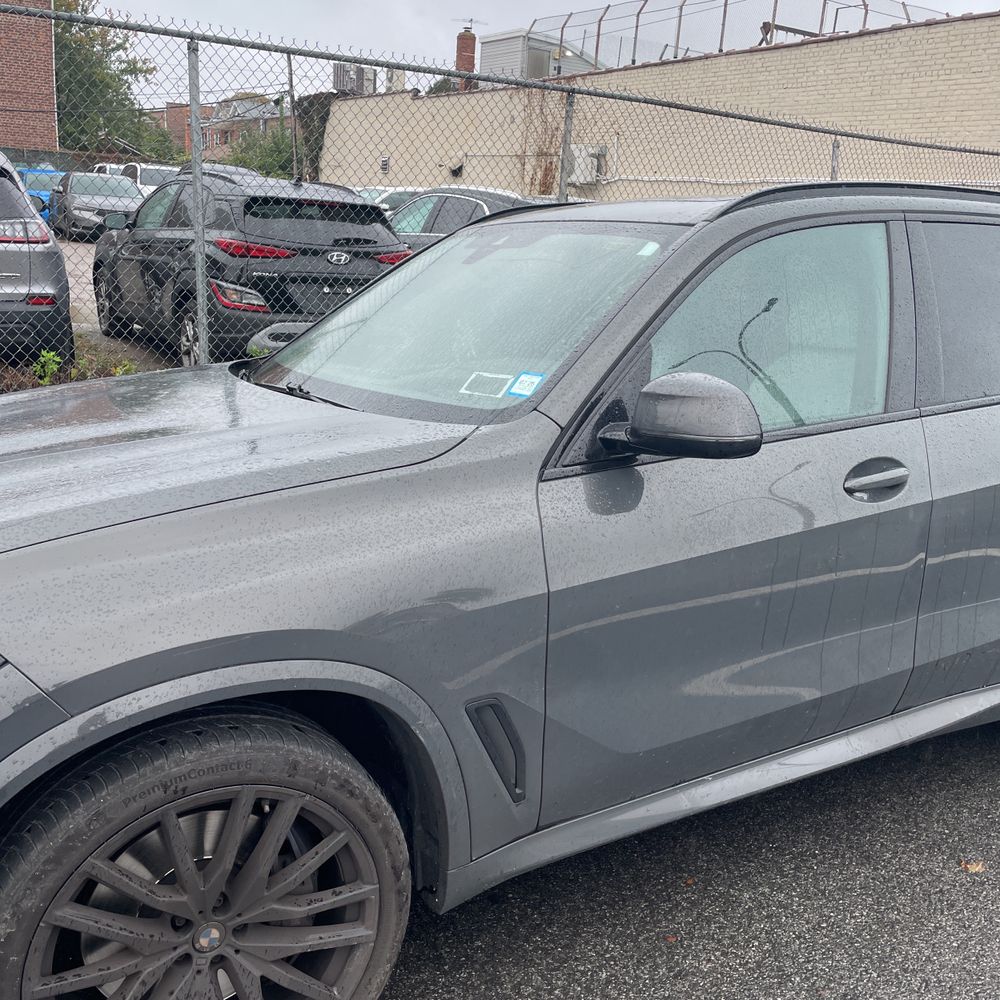 2023 BMW X5 M50i