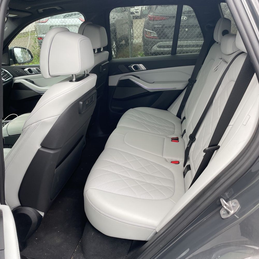 2023 BMW X5 M50i