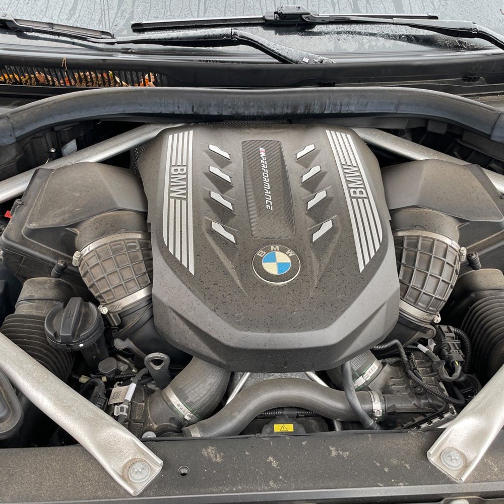 2023 BMW X5 M50i
