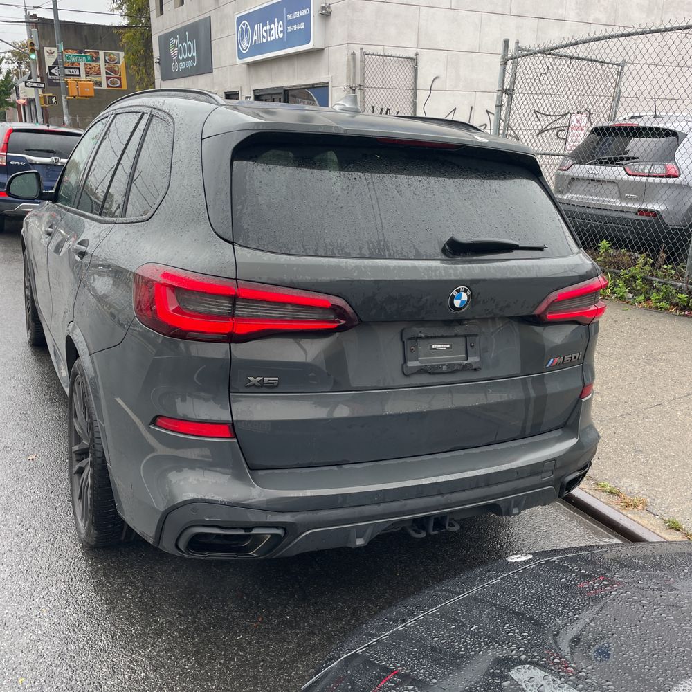 2023 BMW X5 M50i