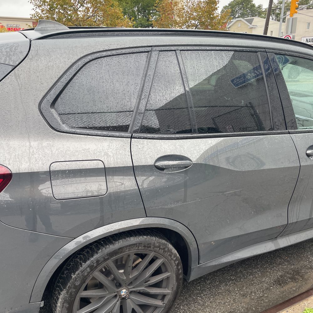 2023 BMW X5 M50i