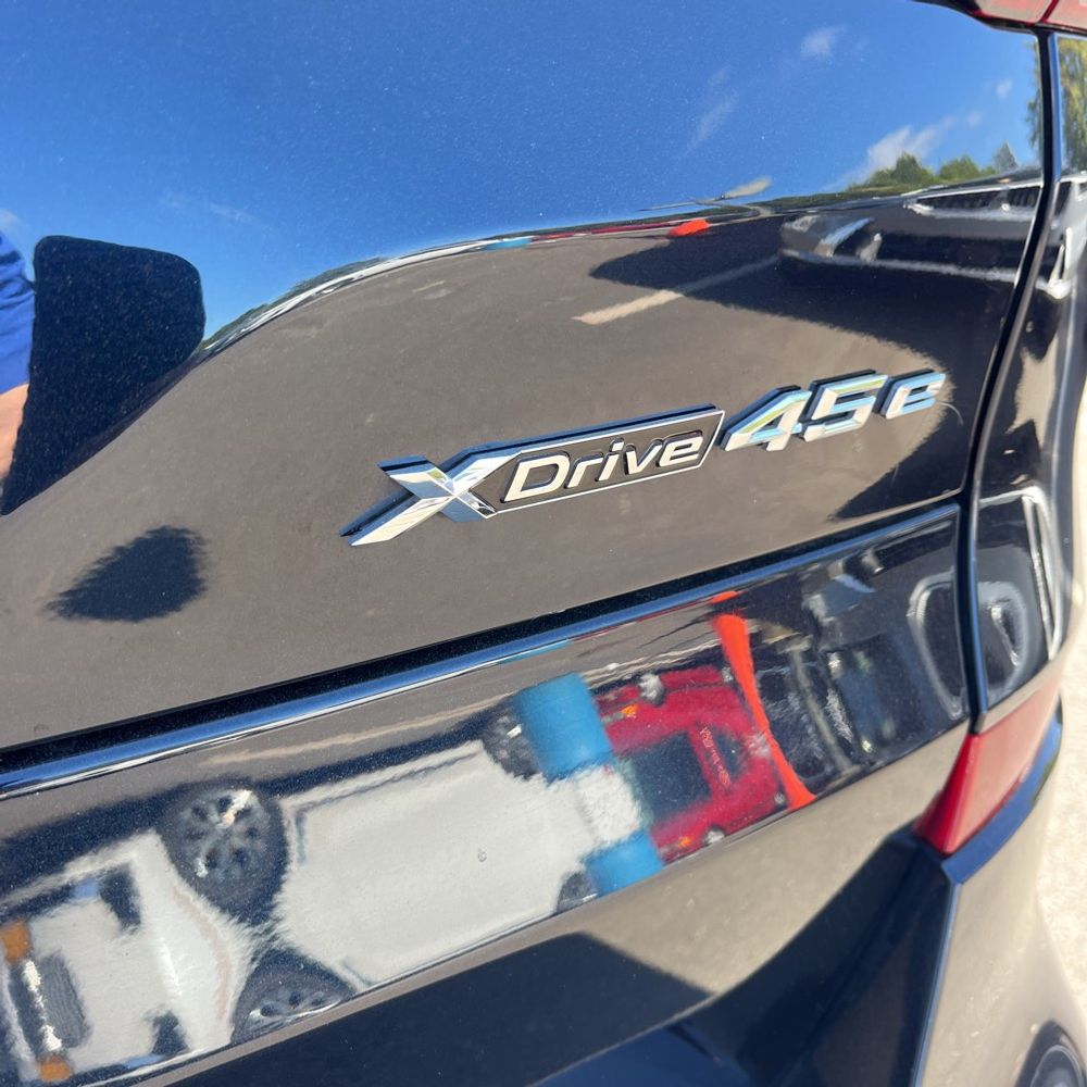 2023 BMW X5 xDrive45e