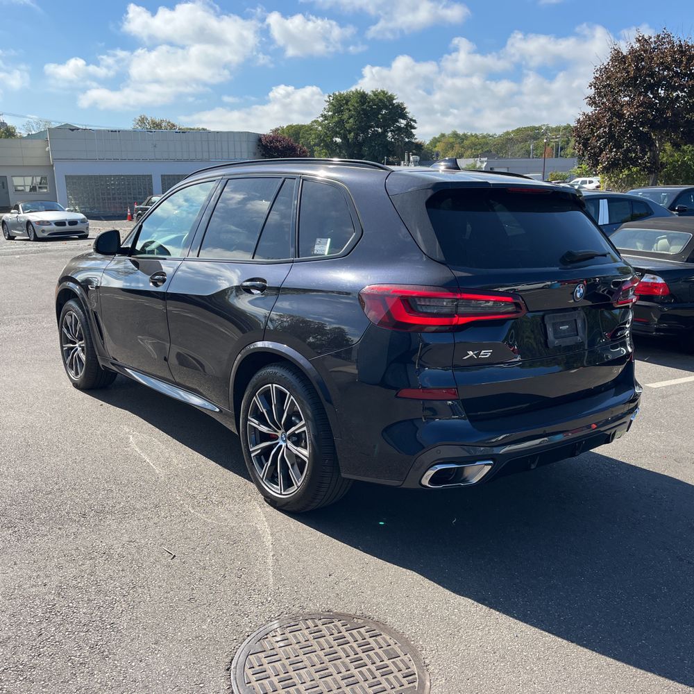 2023 BMW X5 xDrive45e