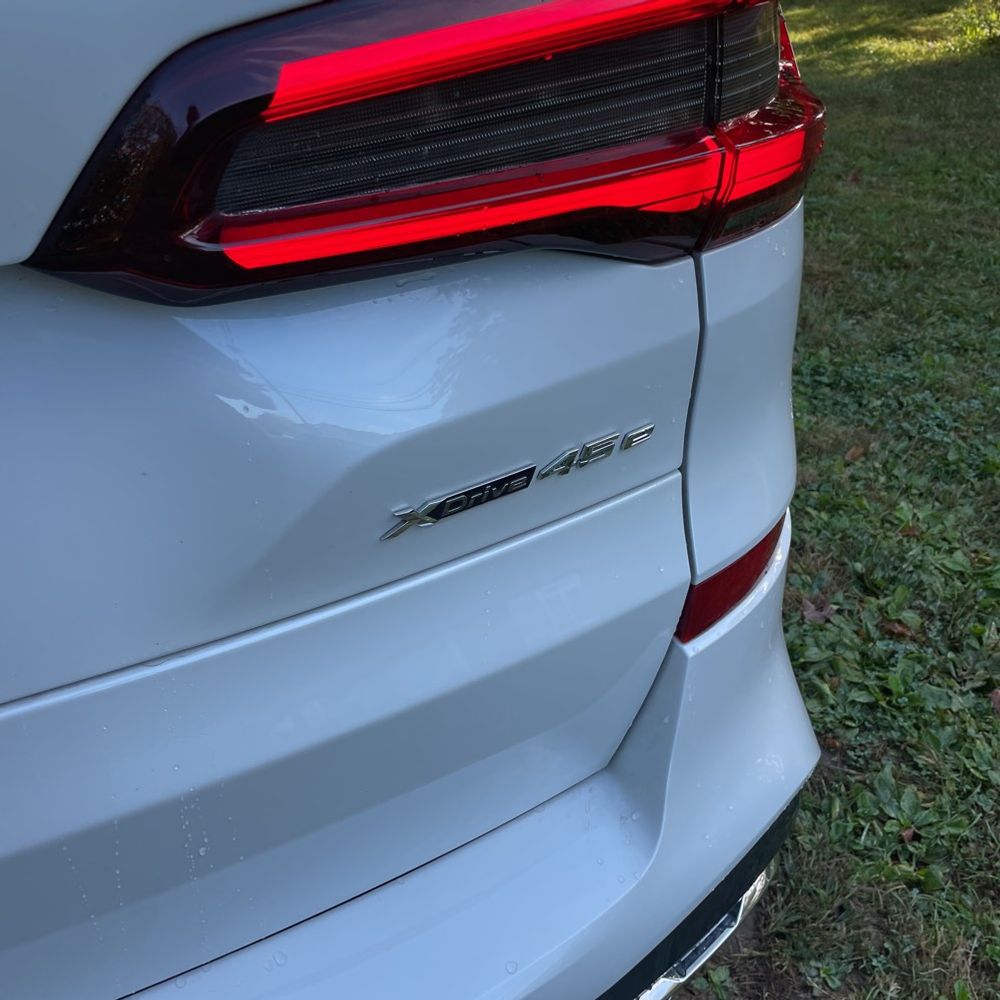 2022 BMW X5 xDrive45e