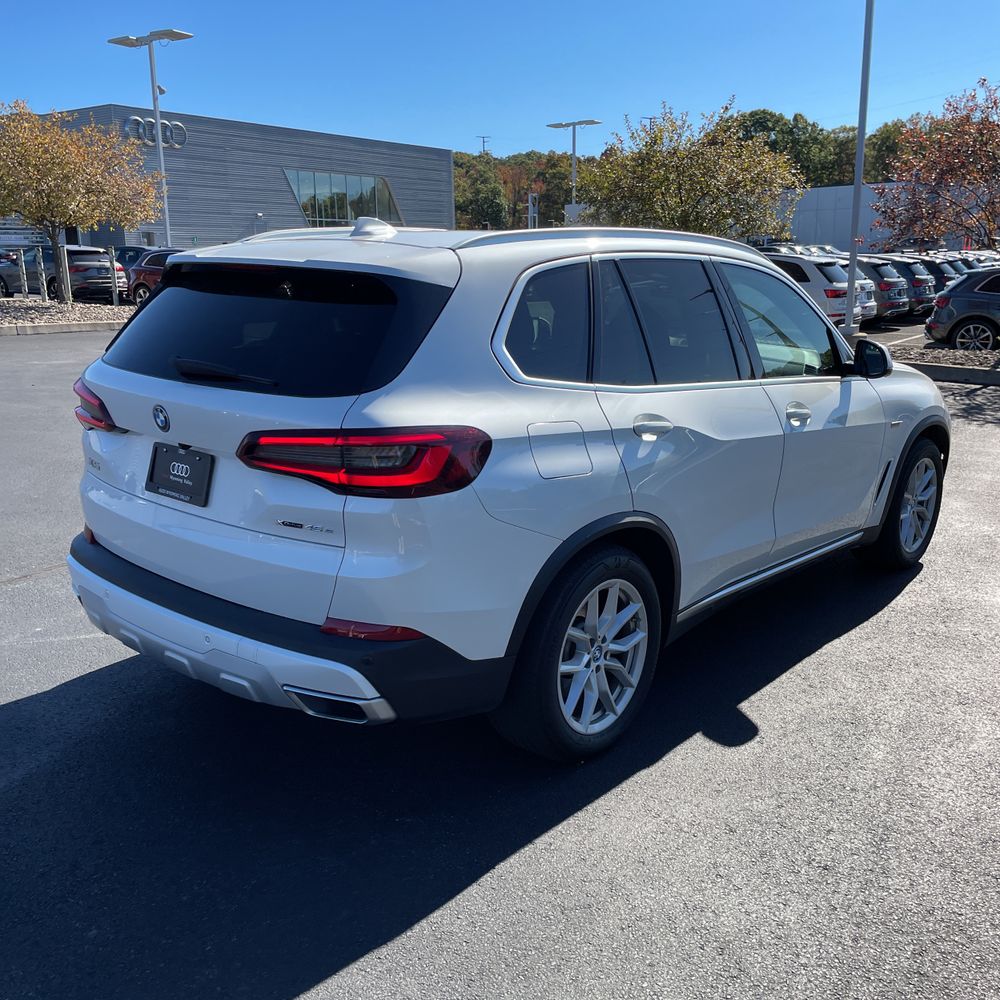 2022 BMW X5 xDrive45e