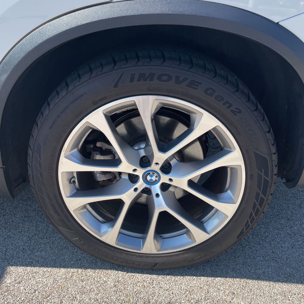 2023 BMW X5 xDrive45e
