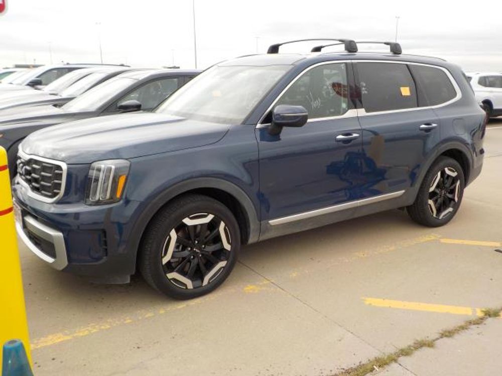 2025 Kia Telluride S