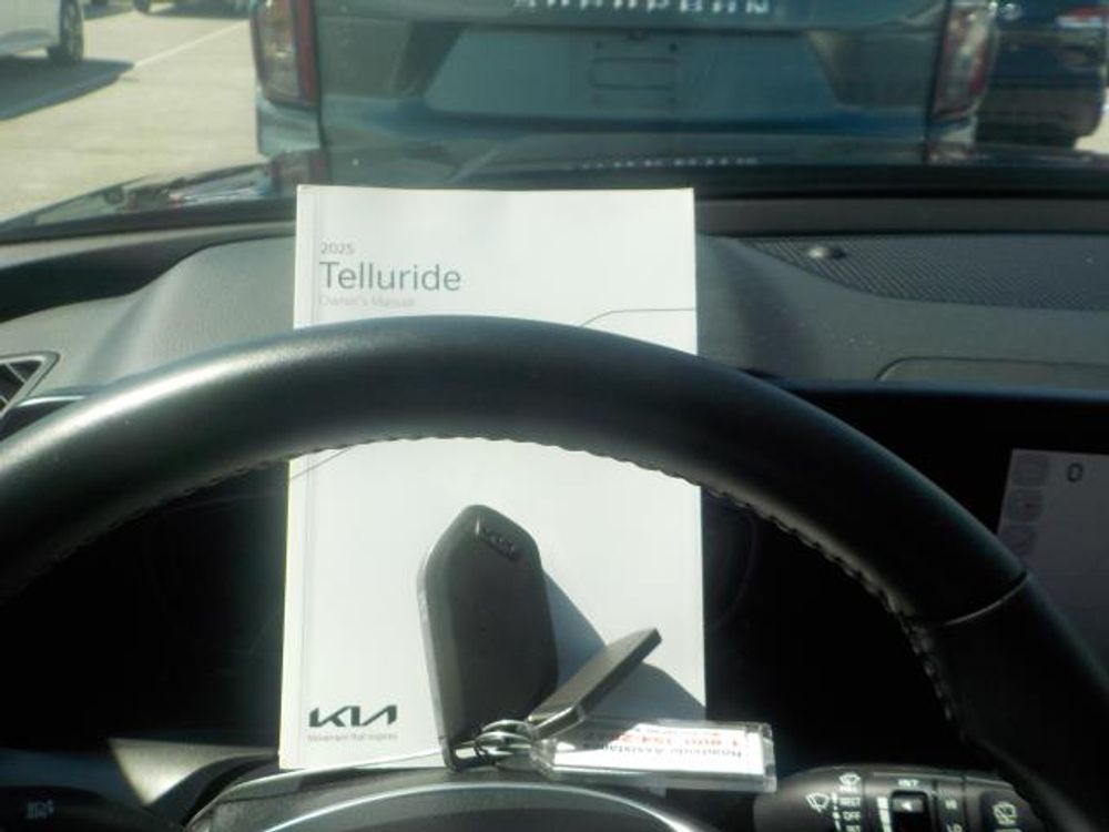 2025 Kia Telluride S