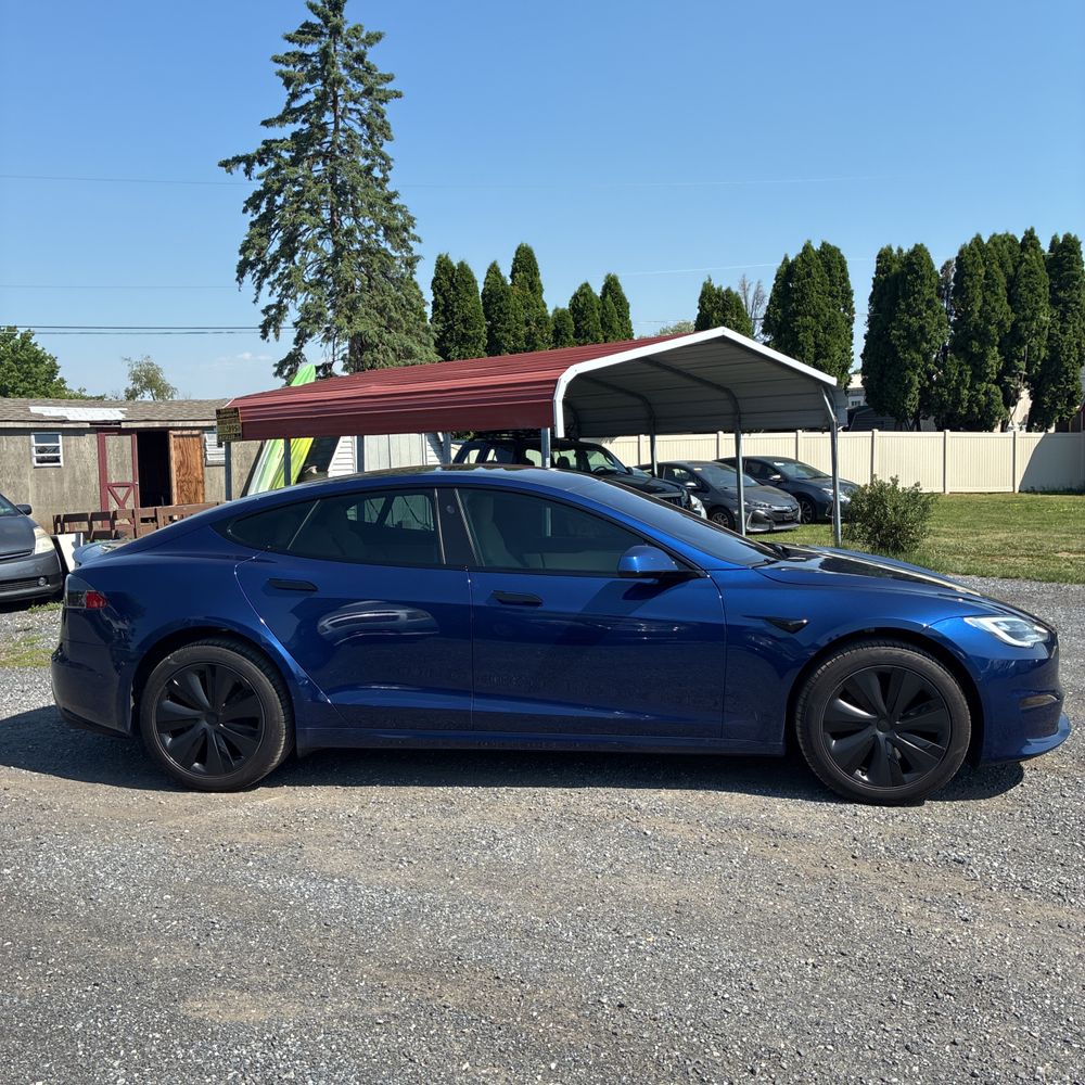 2021 Tesla Model S Plaid
