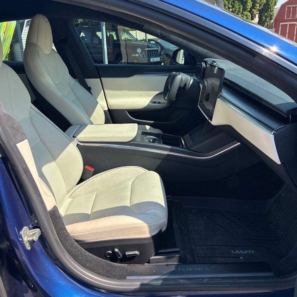 2021 Tesla Model S Plaid