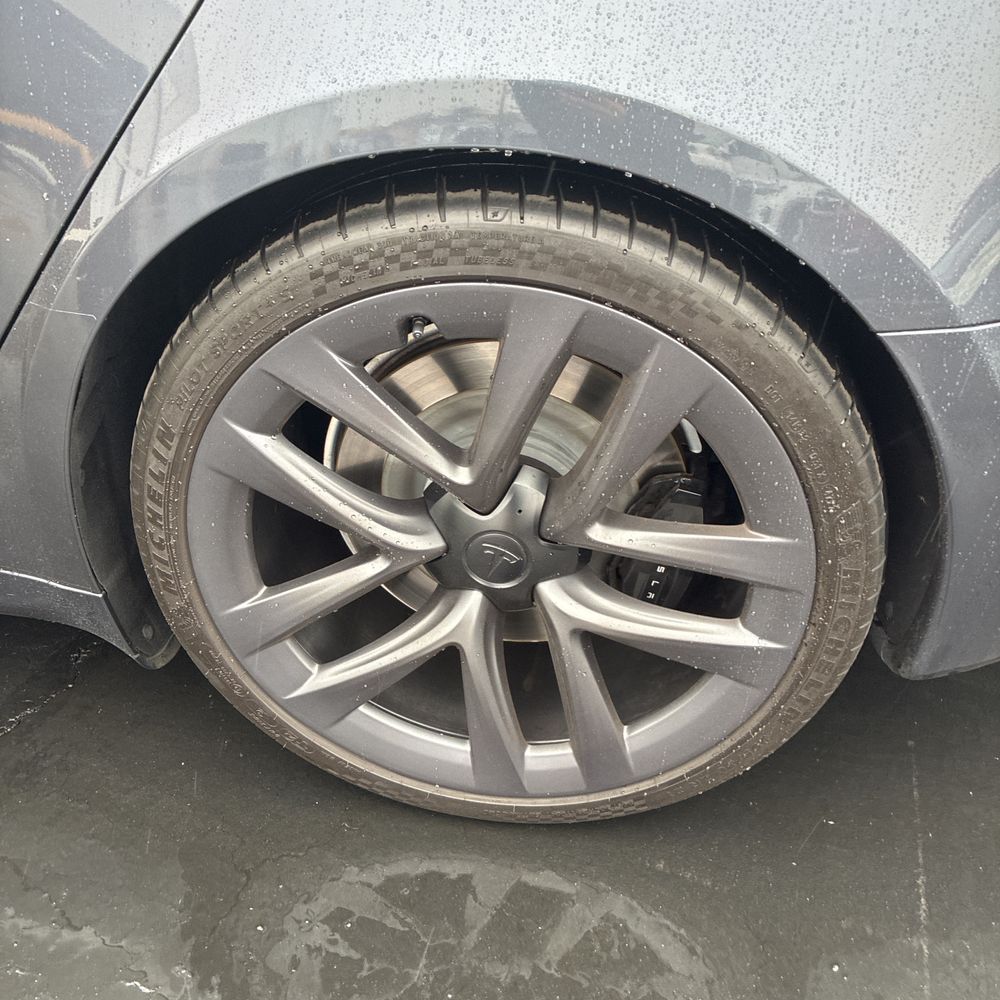 2021 Tesla Model S Plaid