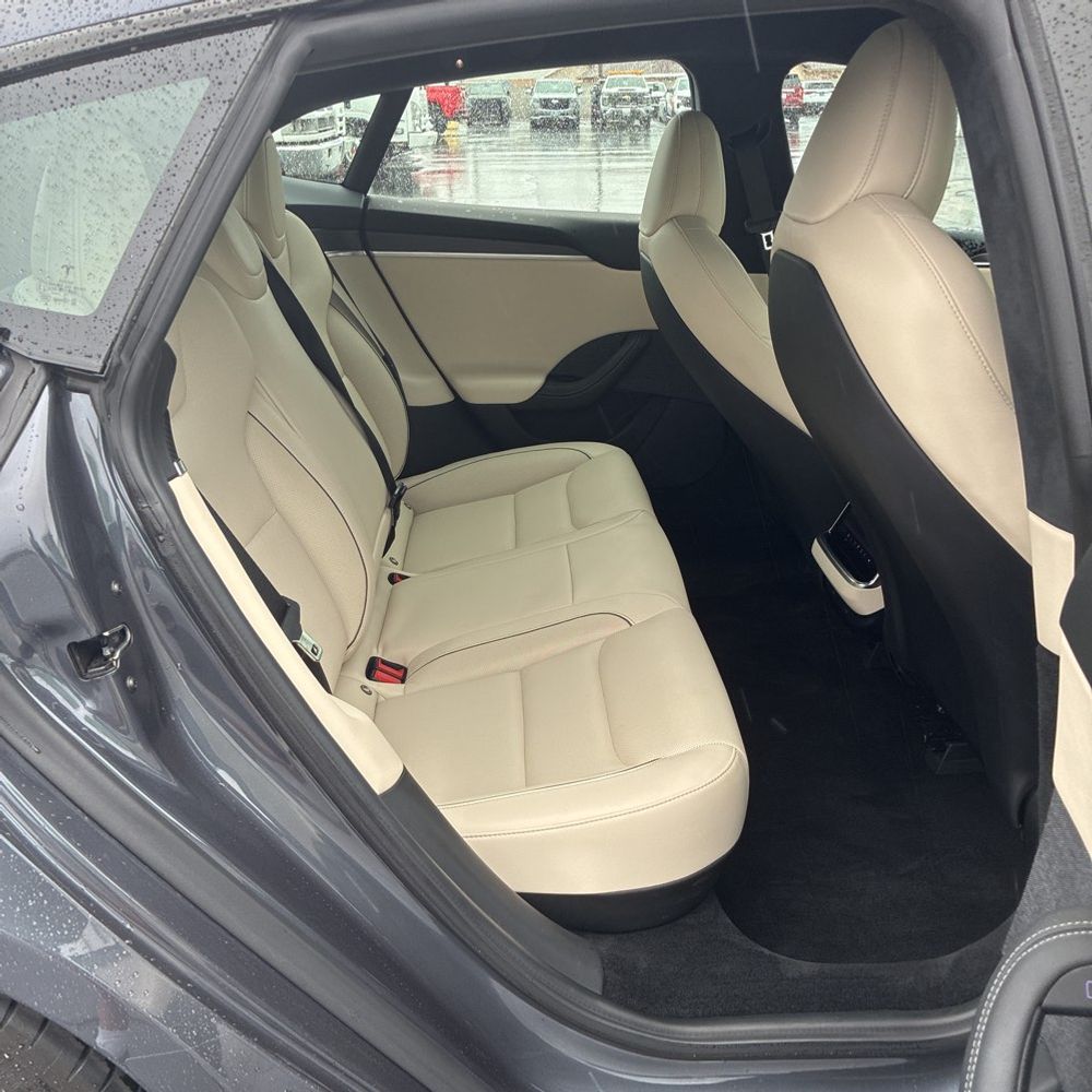 2021 Tesla Model S Plaid