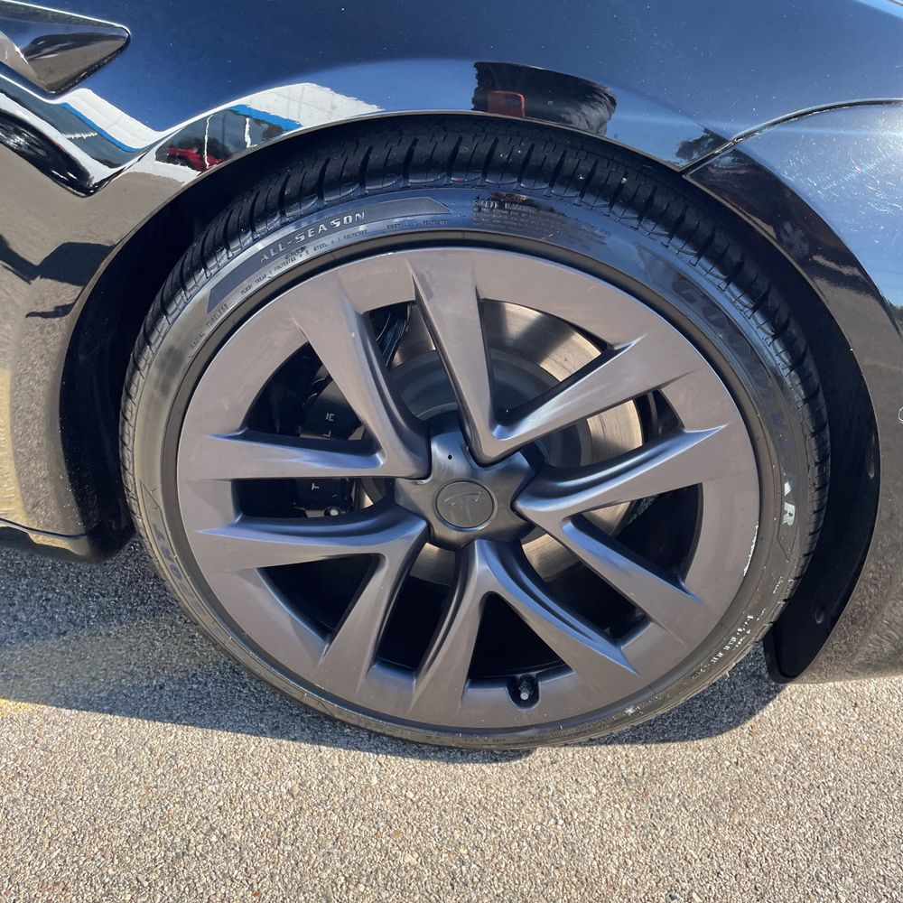 2022 Tesla Model S Plaid