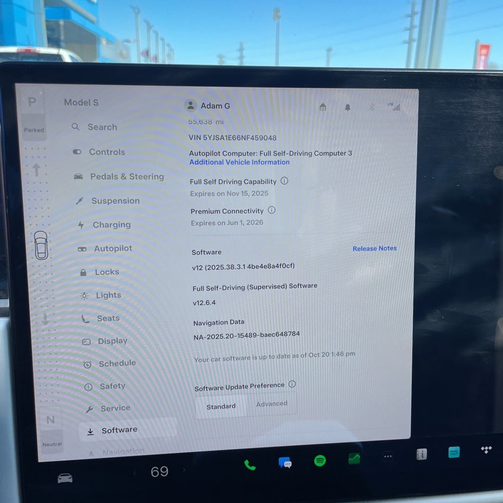 2022 Tesla Model S Plaid