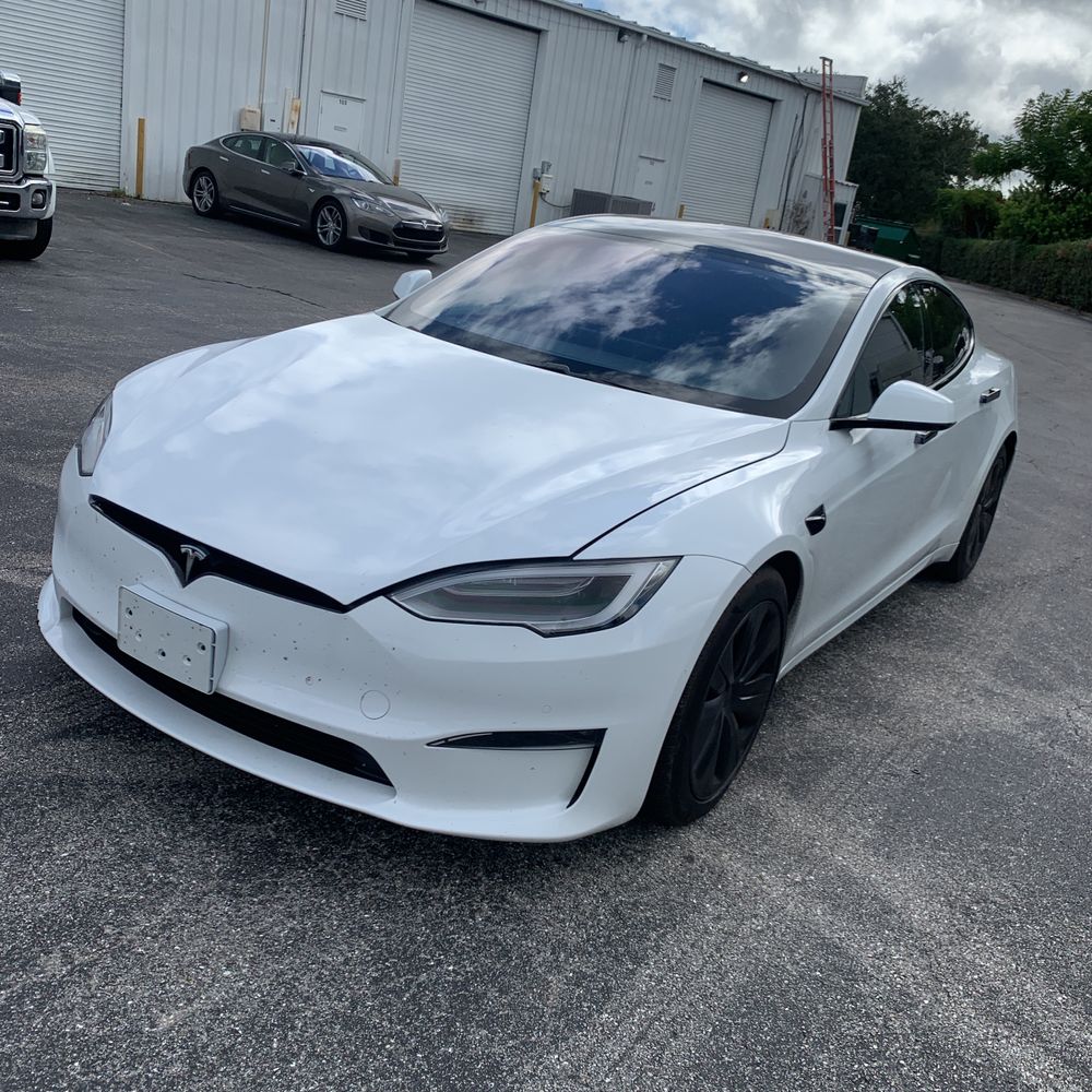 2021 Tesla Model S Plaid