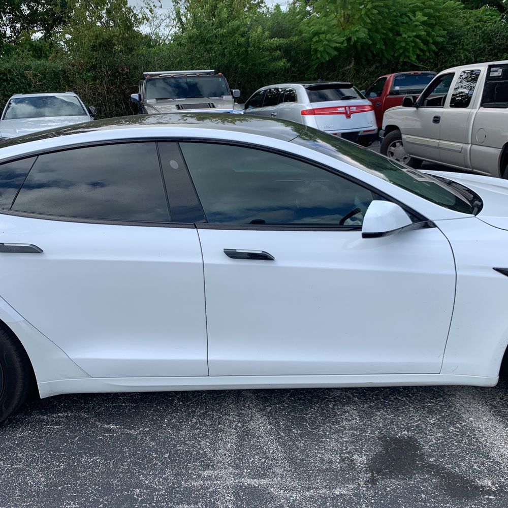 2021 Tesla Model S Plaid