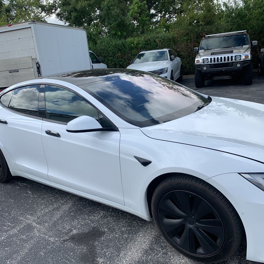 2021 Tesla Model S Plaid