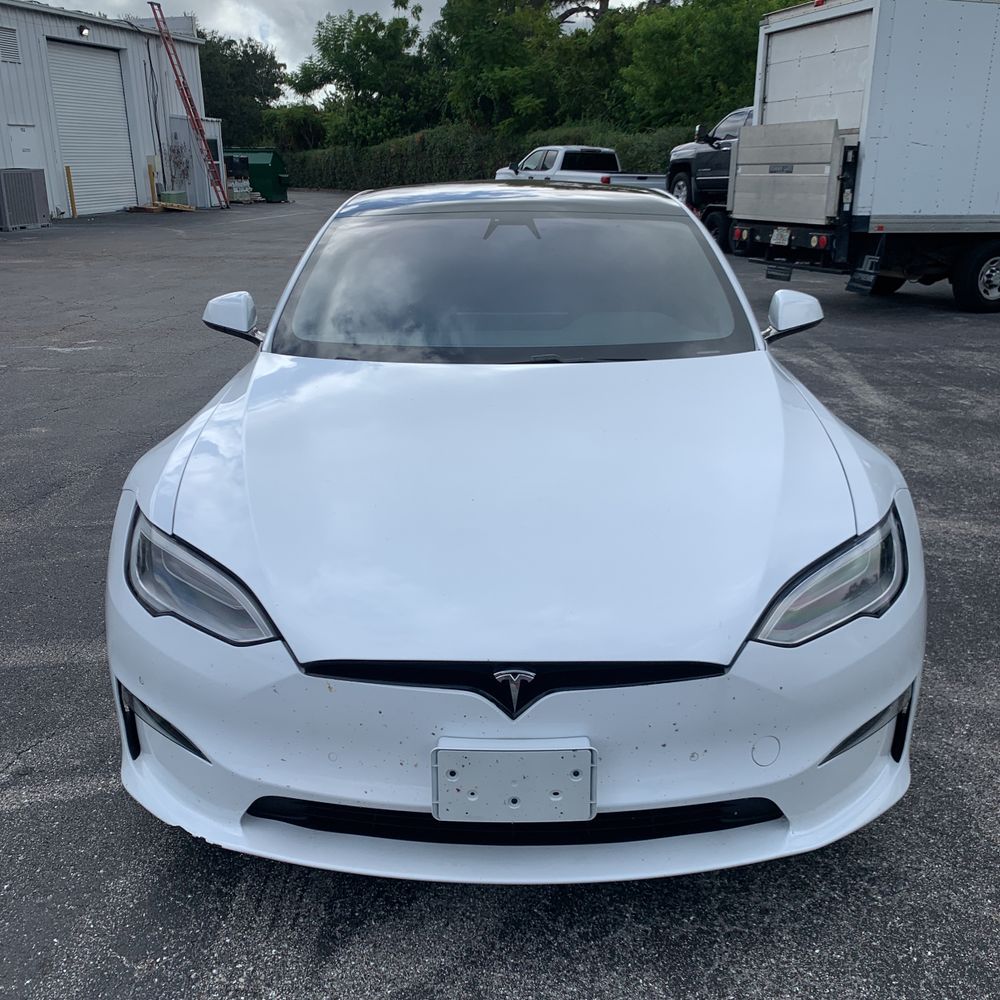 2021 Tesla Model S Plaid