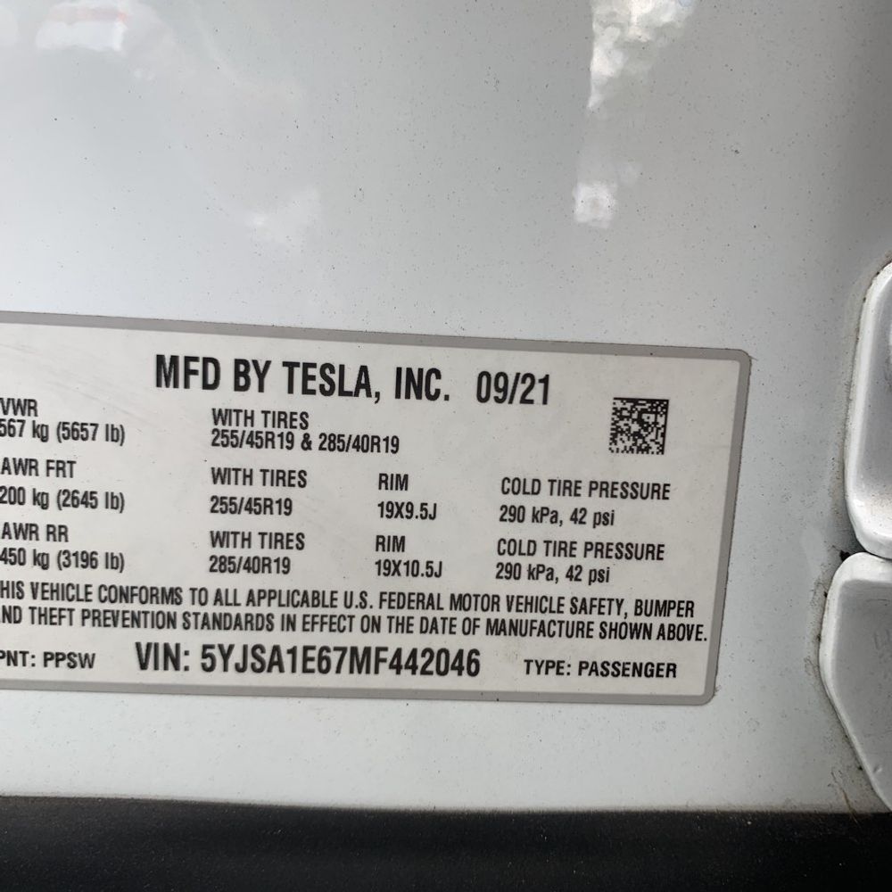 2021 Tesla Model S Plaid