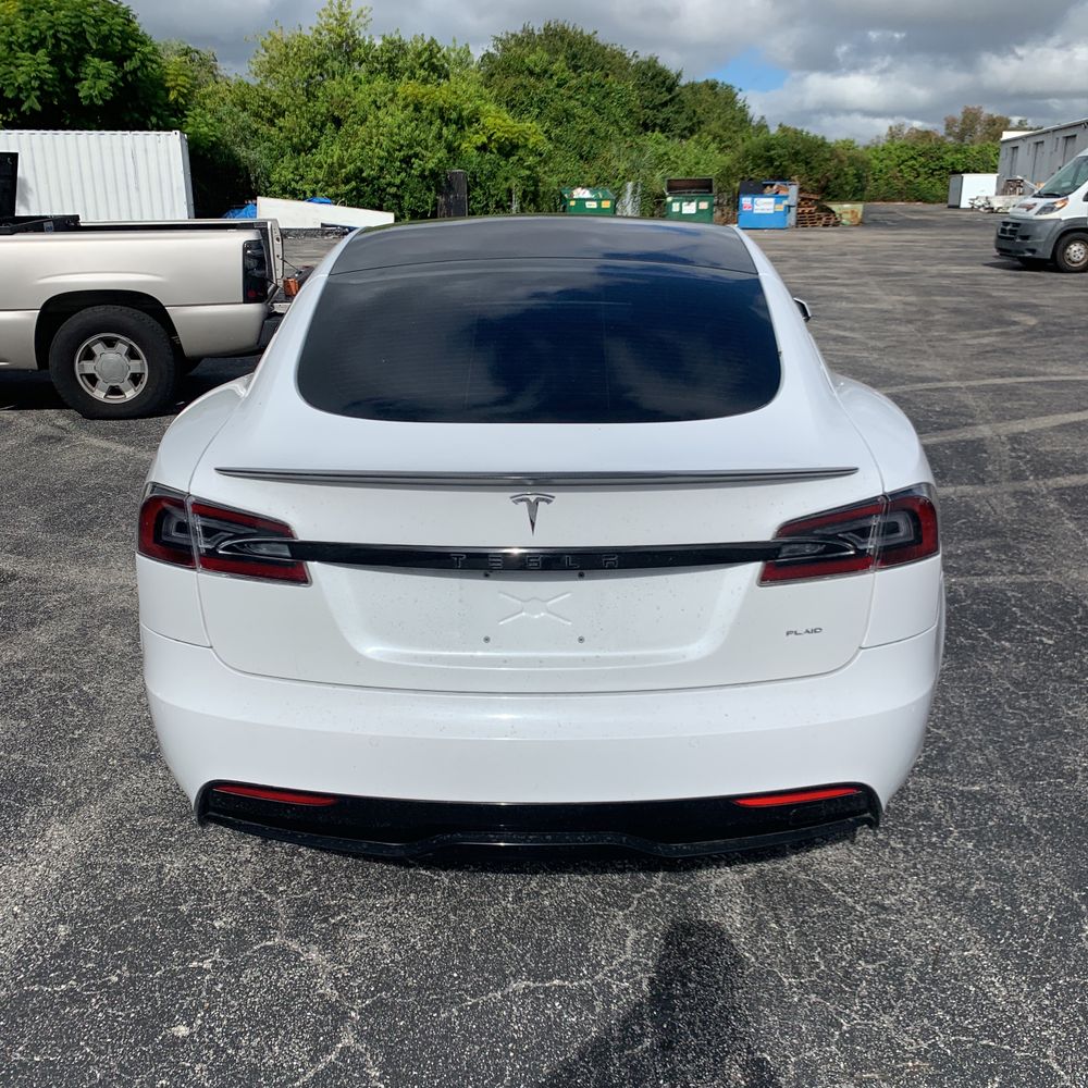 2021 Tesla Model S Plaid
