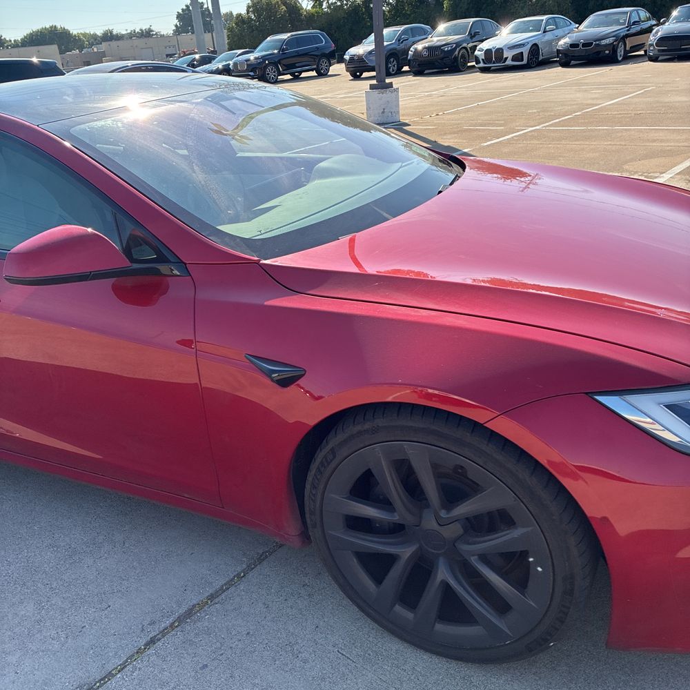 2022 Tesla Model S Plaid