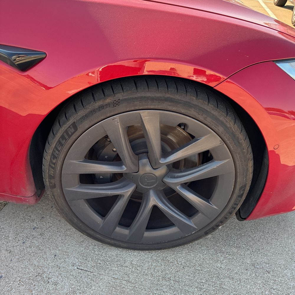 2022 Tesla Model S Plaid