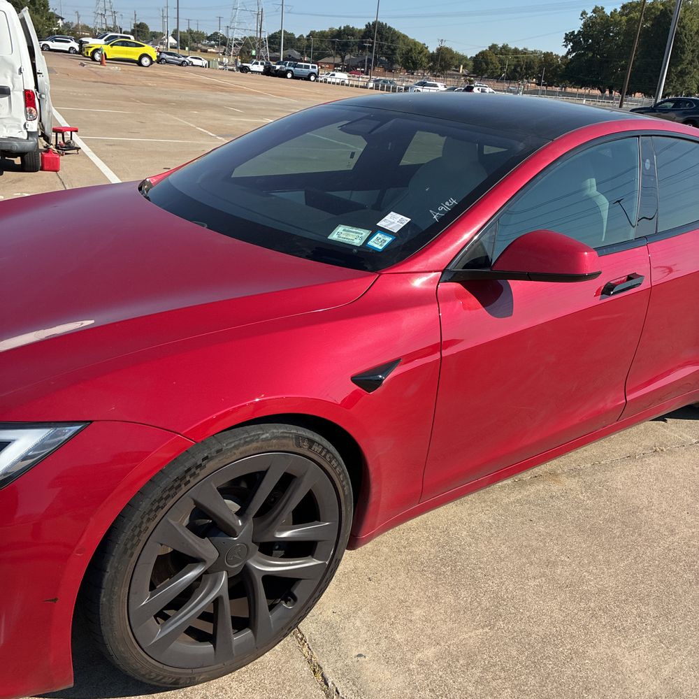 2022 Tesla Model S Plaid
