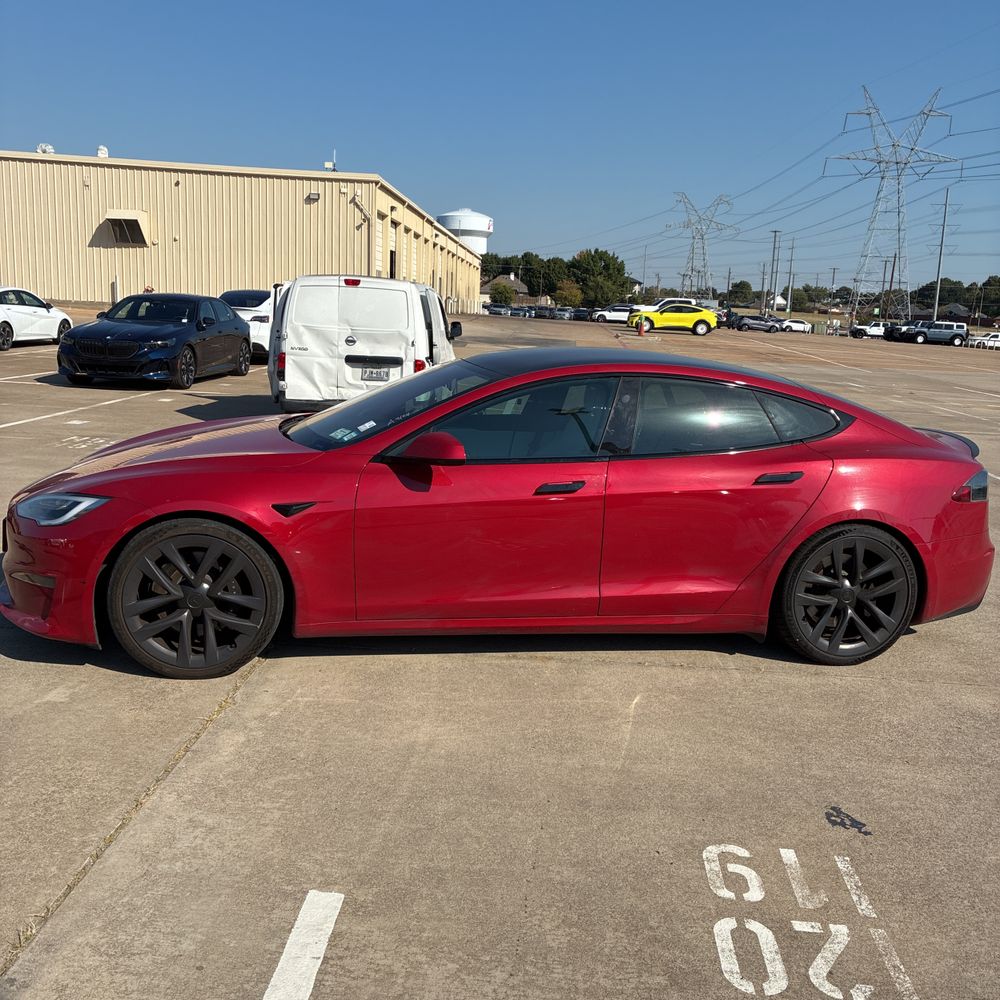 2022 Tesla Model S Plaid