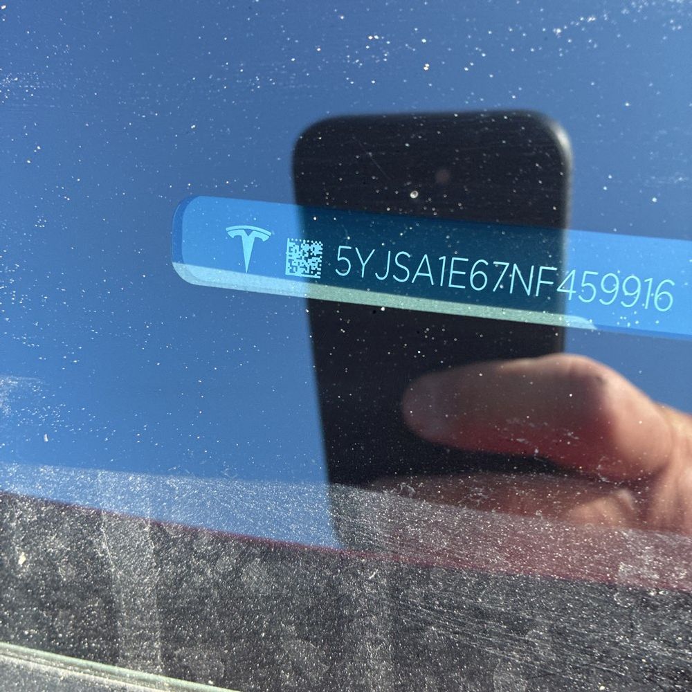 2022 Tesla Model S Plaid