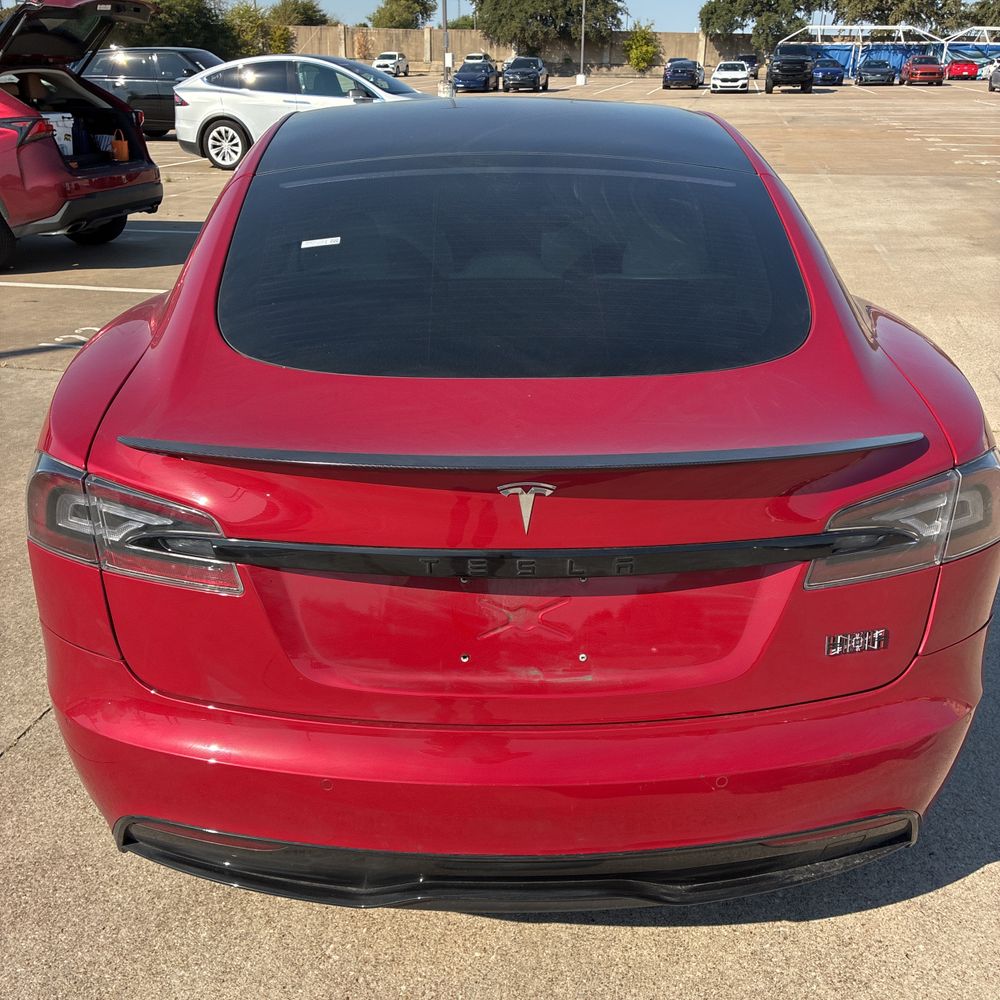 2022 Tesla Model S Plaid