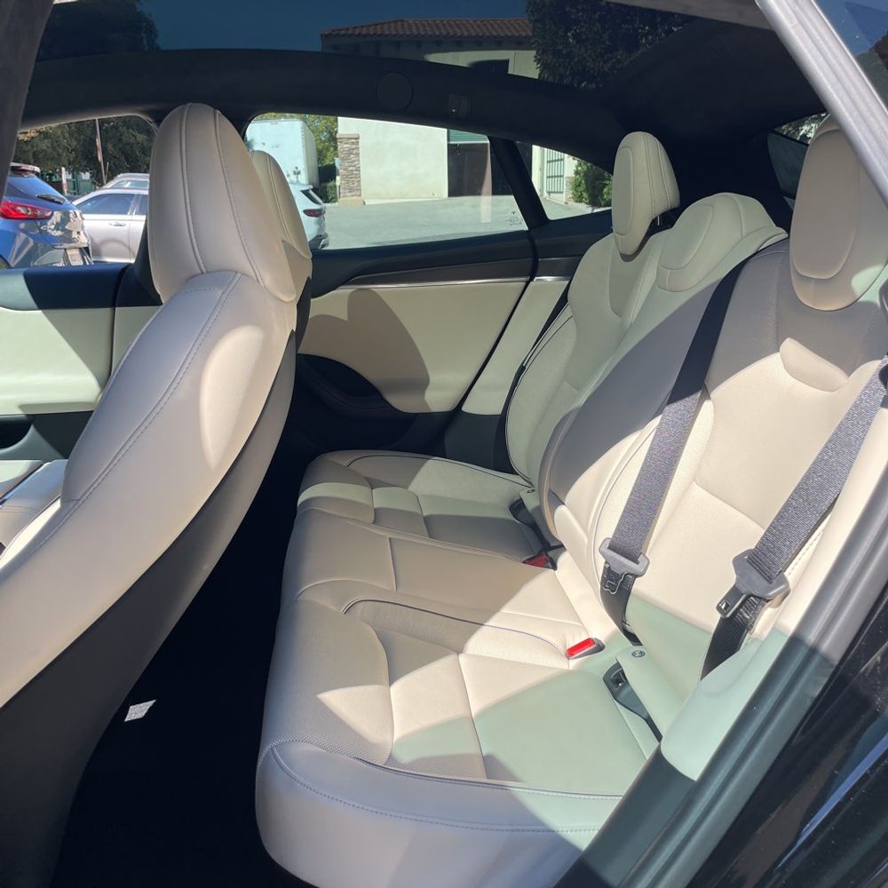 2023 Tesla Model S Plaid