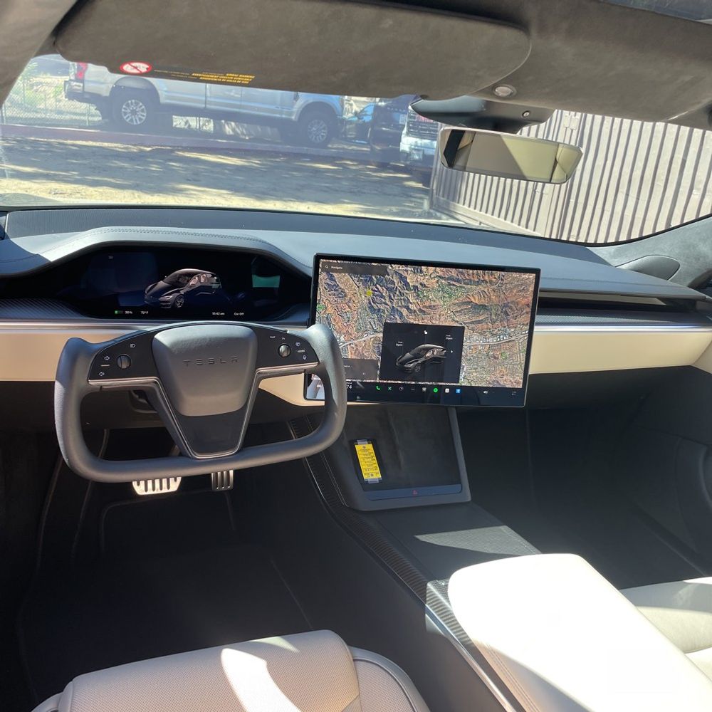 2023 Tesla Model S Plaid