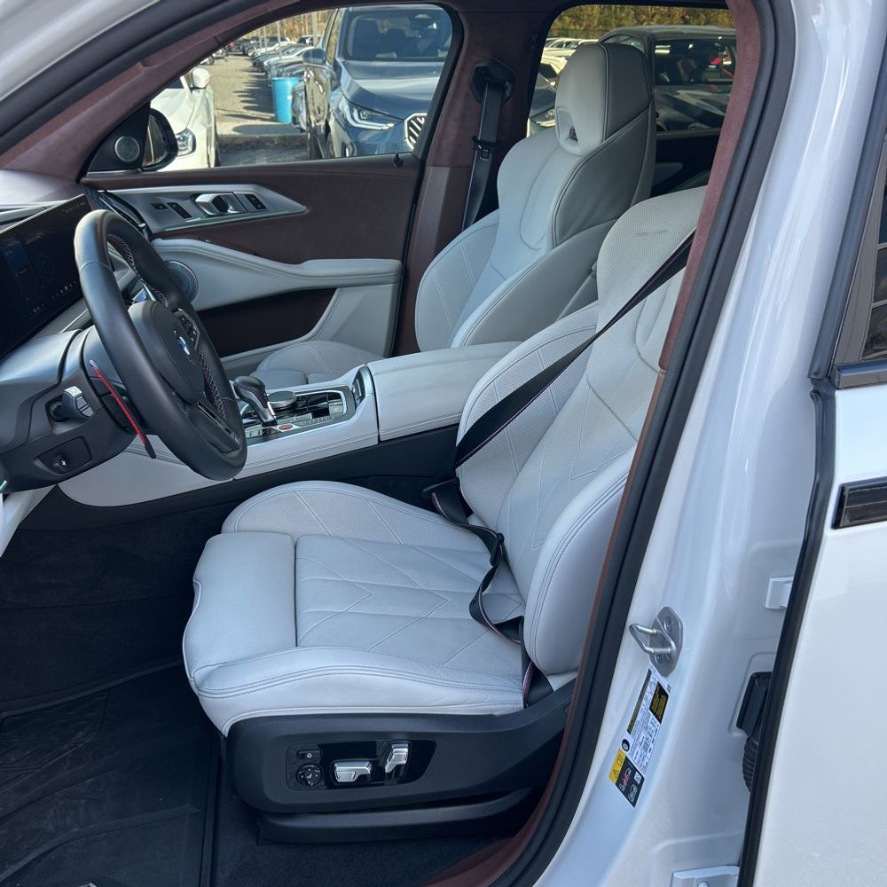 2024 BMW XM PHEV