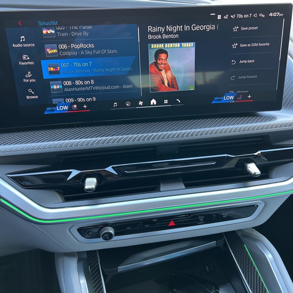 2024 BMW XM PHEV