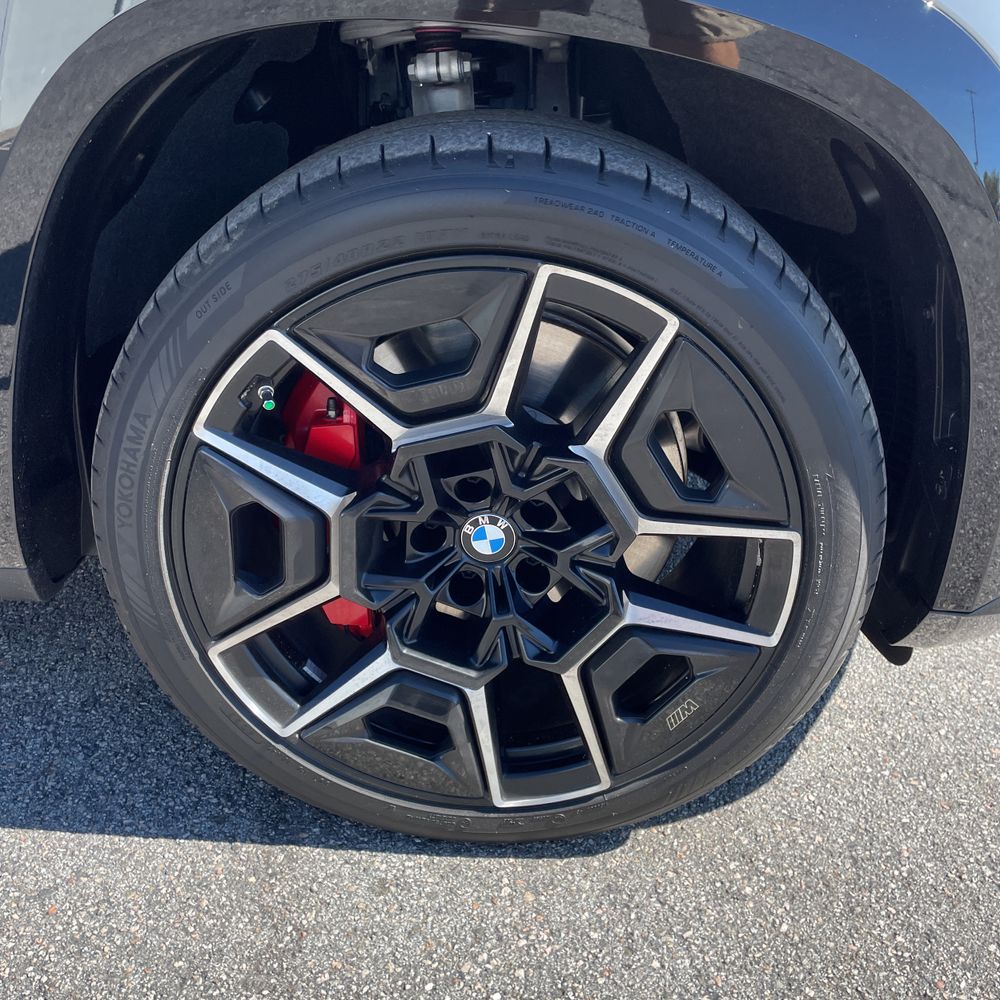 2025 BMW XM PHEV
