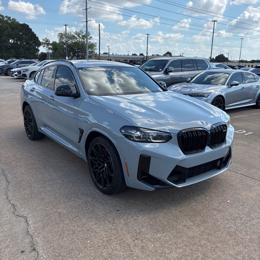 2025 BMW X4 M