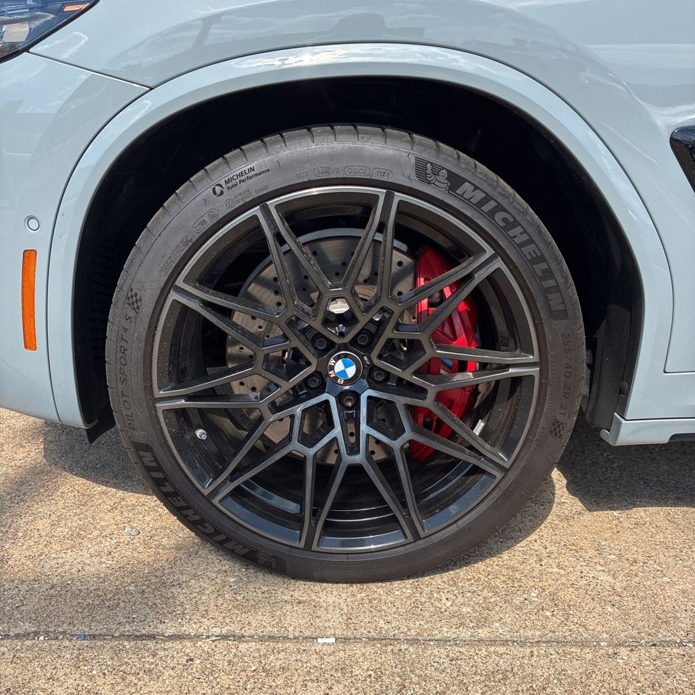 2025 BMW X4 M
