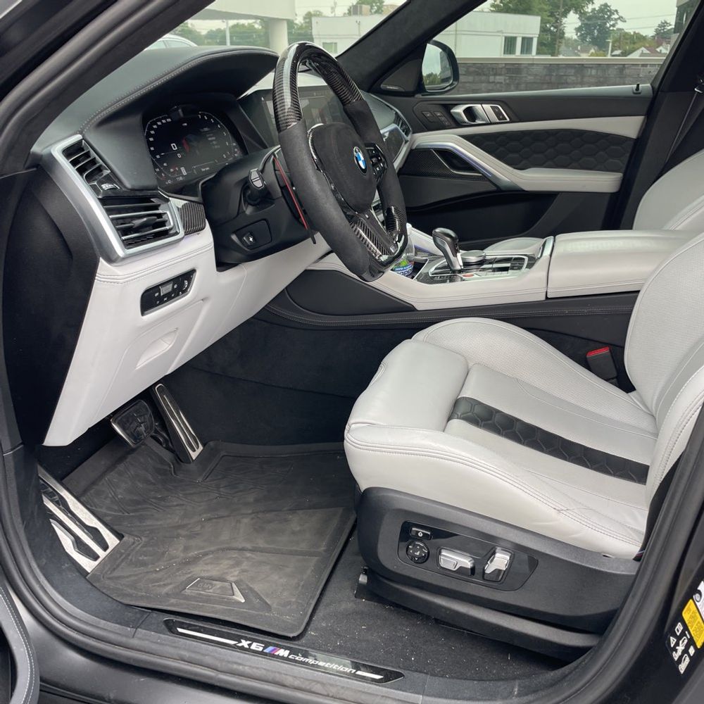 2022 BMW X6 M