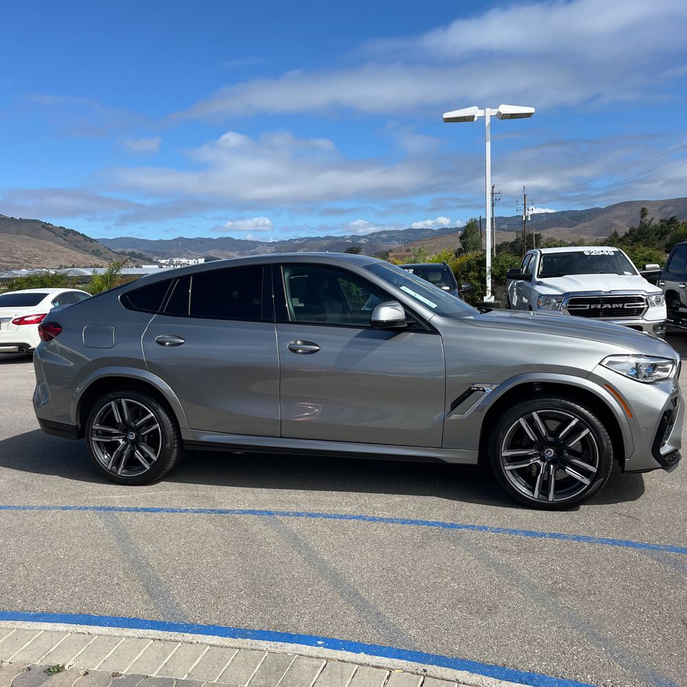 2023 BMW X6 M