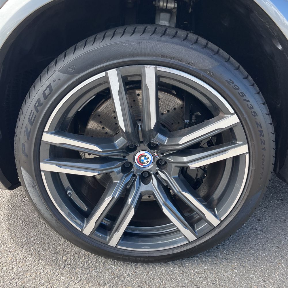 2023 BMW X6 M