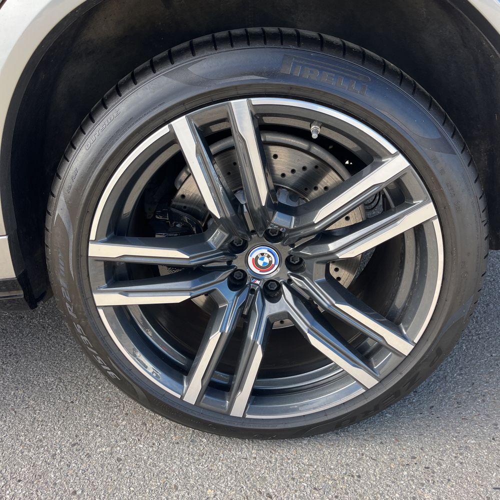 2023 BMW X6 M