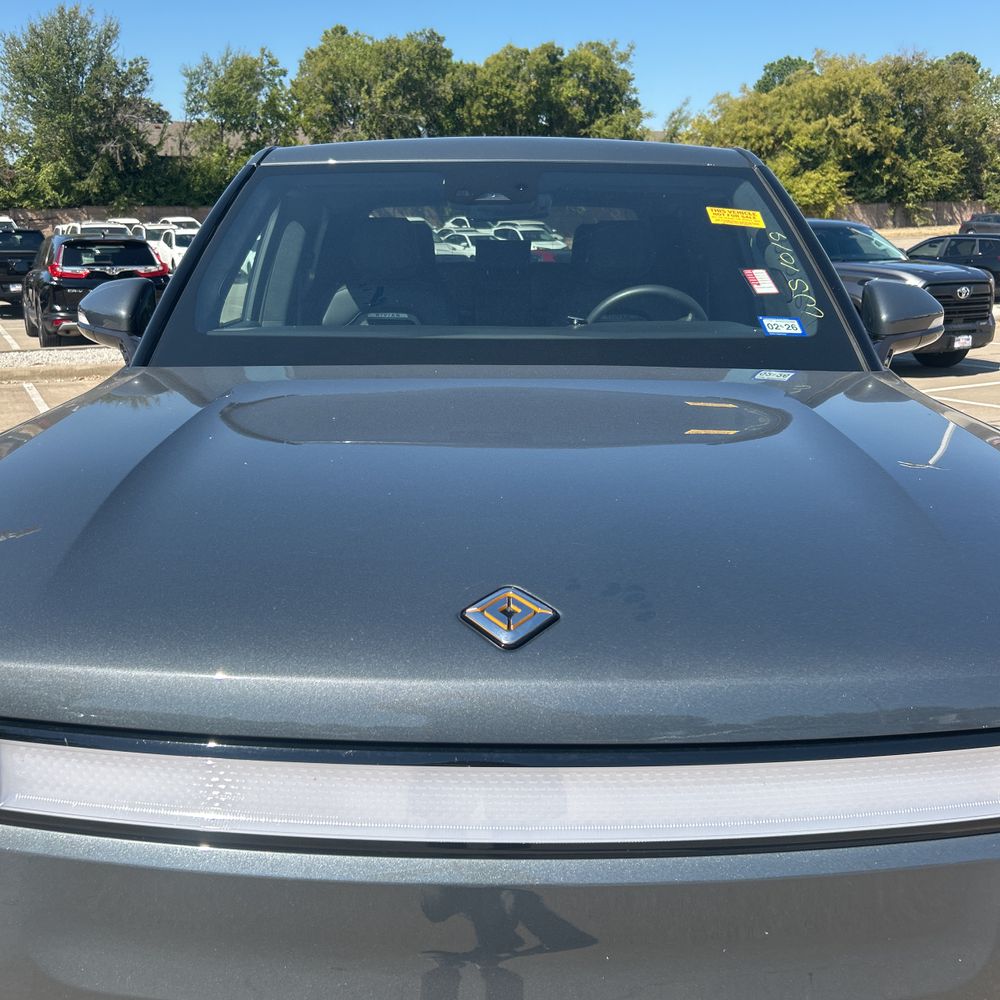 2023 Rivian R1T Adventure Quad-Motor