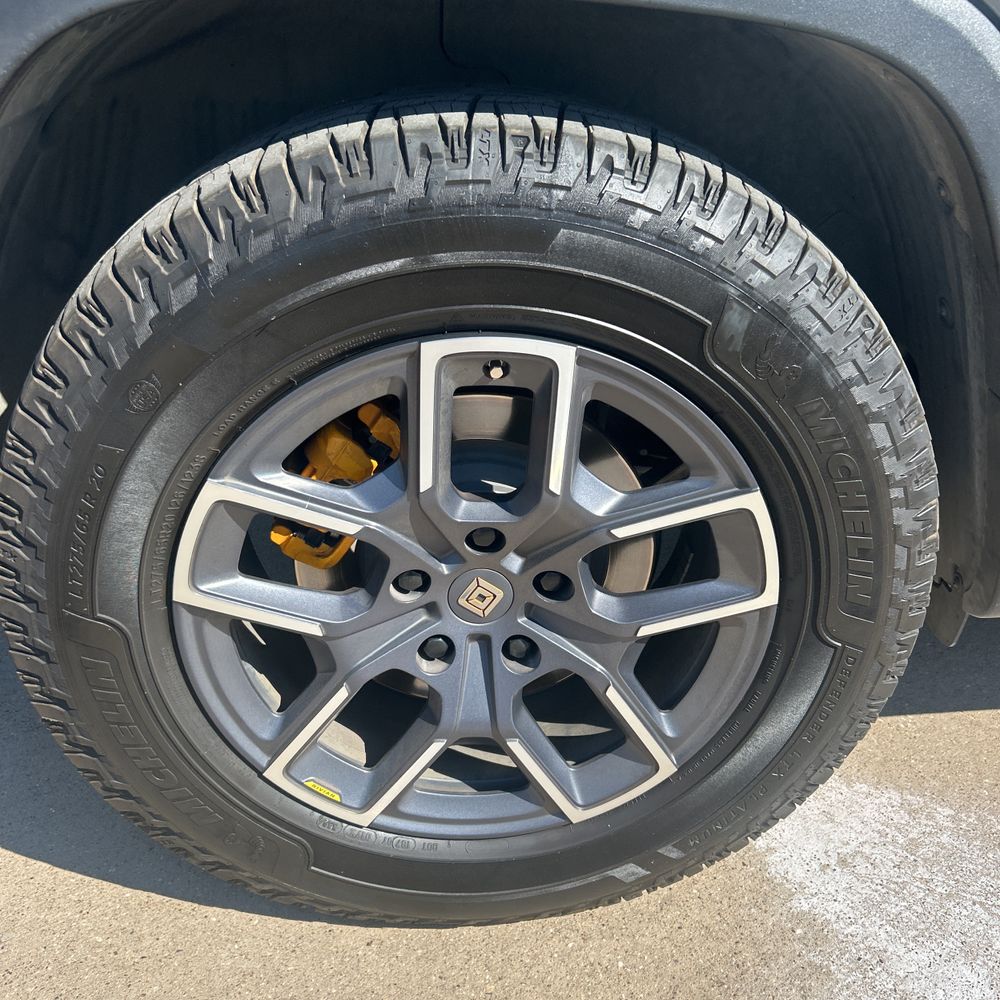 2023 Rivian R1T Adventure Quad-Motor