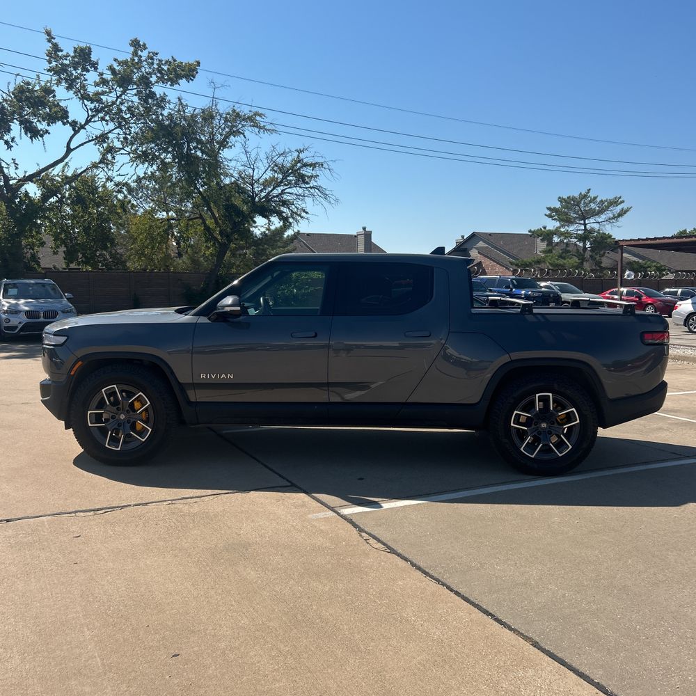 2023 Rivian R1T Adventure Quad-Motor