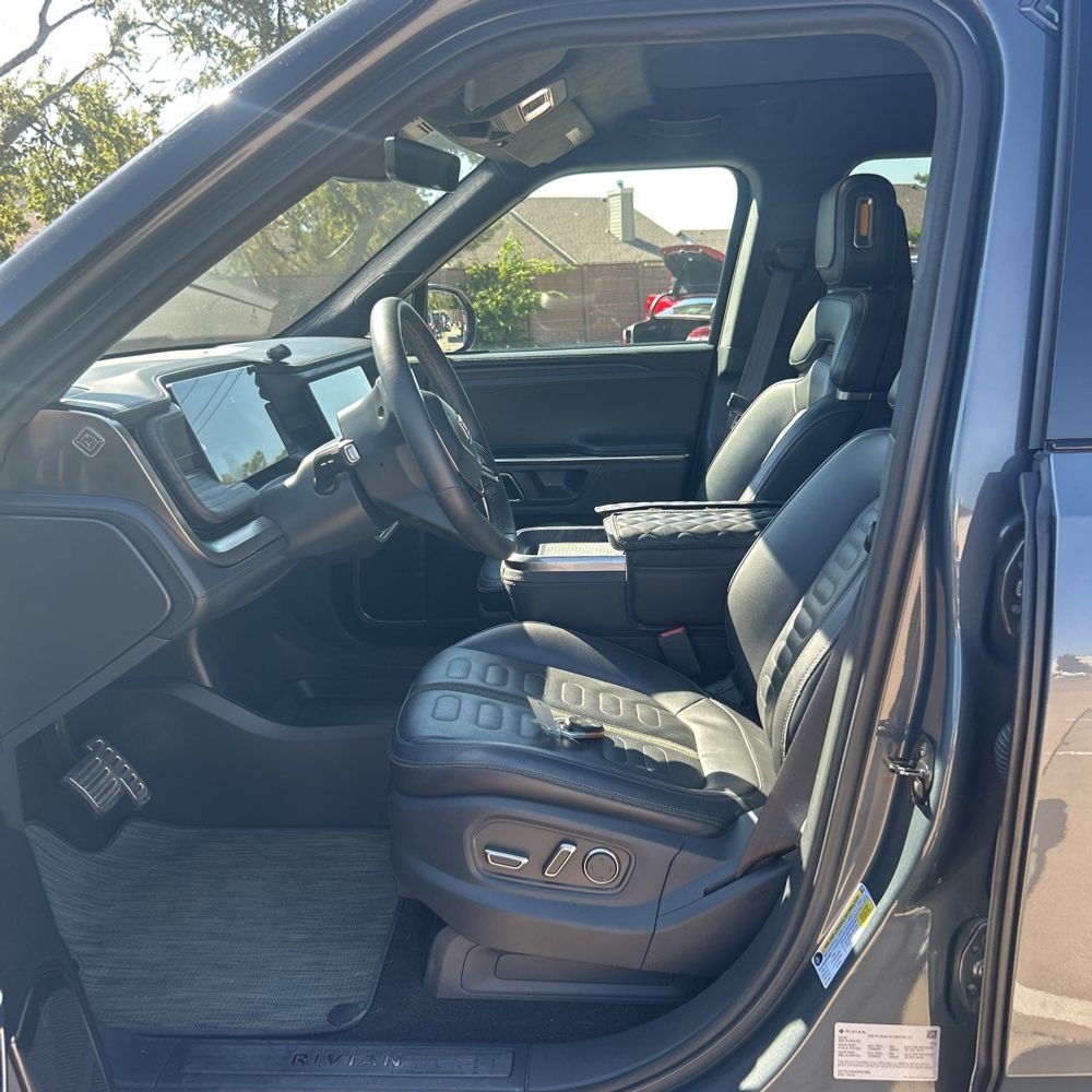 2023 Rivian R1T Adventure Quad-Motor