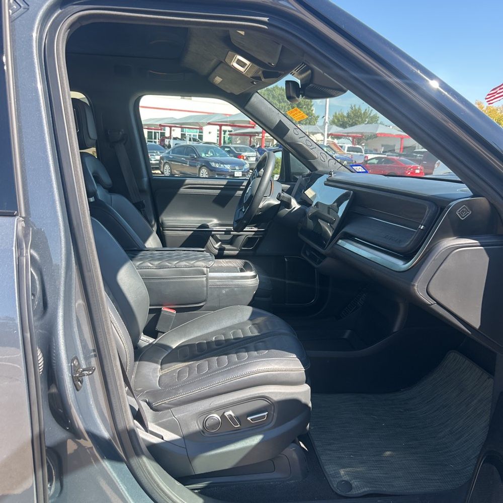 2023 Rivian R1T Adventure Quad-Motor