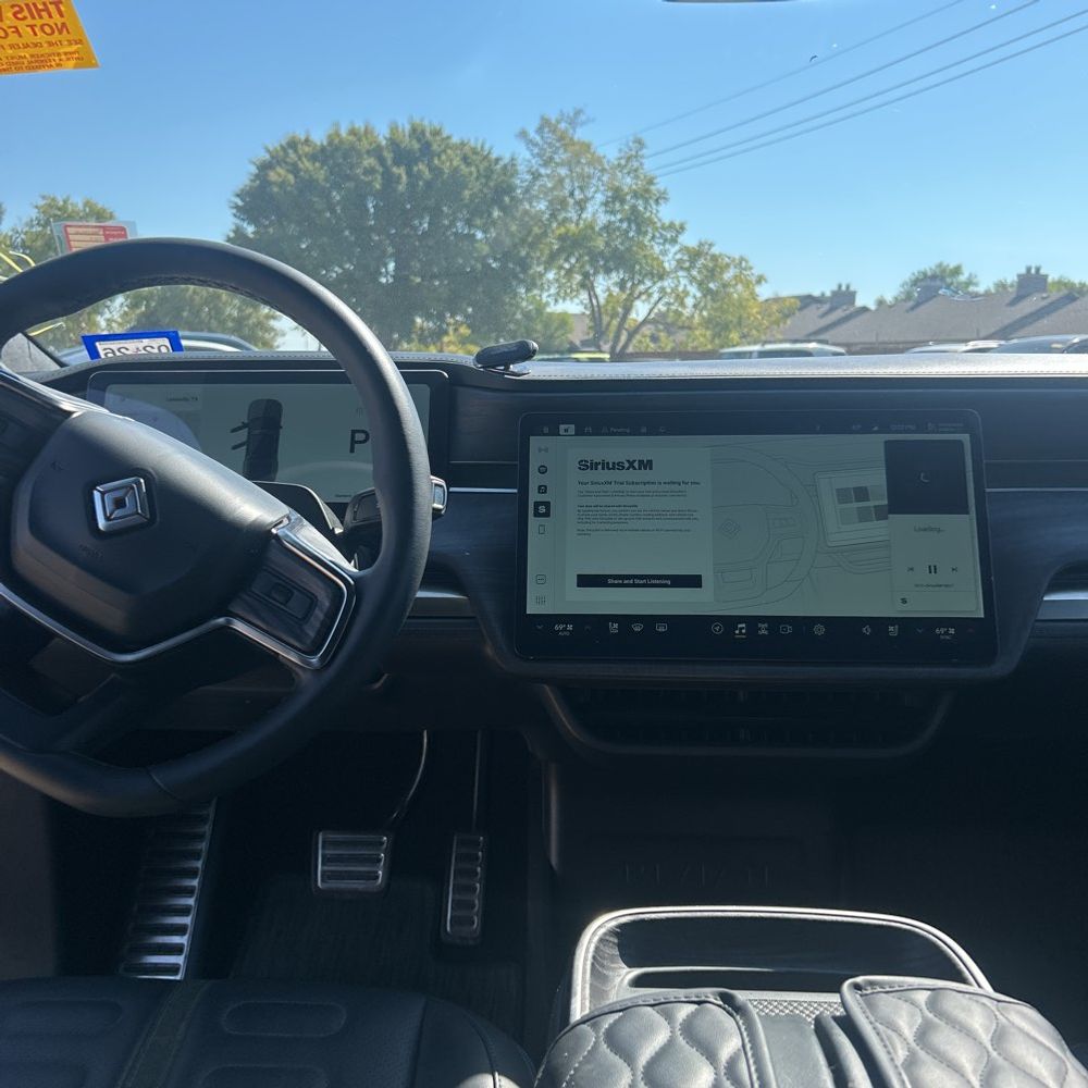 2023 Rivian R1T Adventure Quad-Motor