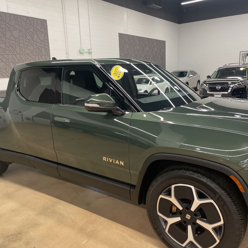 2022 Rivian R1T Adventure